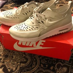 Nike air max Thea Joli shoes